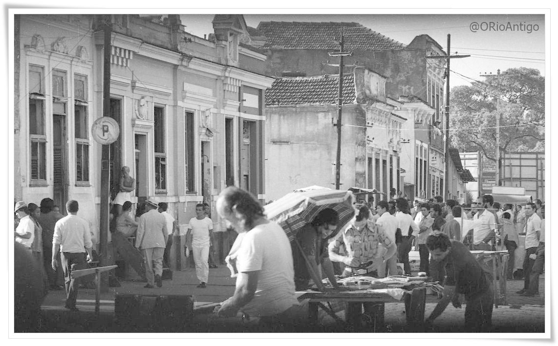 “Flores horizontais”: Sociabilidade, prostituição e travestilidade na Zona do Mangue (1960-1970)